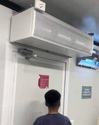 Instalación de cortinas de aire